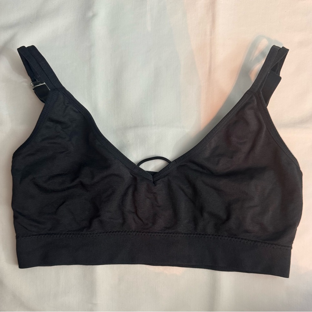 Serra Black Seamless Wireless Bralette